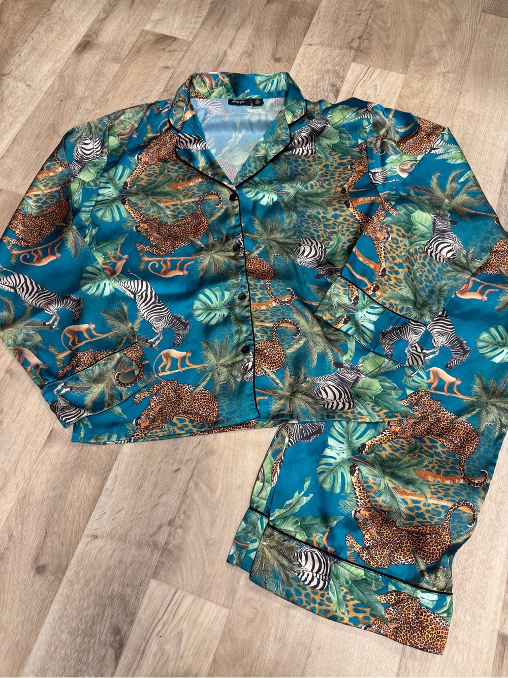 Nasty Gal Satin Tropical Safari Pajama Set – Size US 0 / UK 4